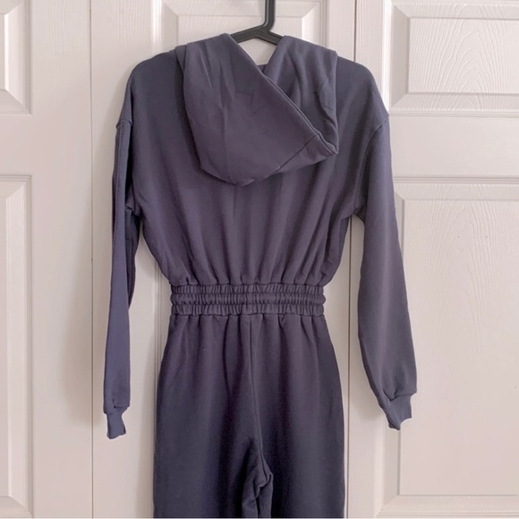 REVOLVE Lovers and Friends Kinsley Jumpsuit in Slate Size XXS - Picture 6 of 7